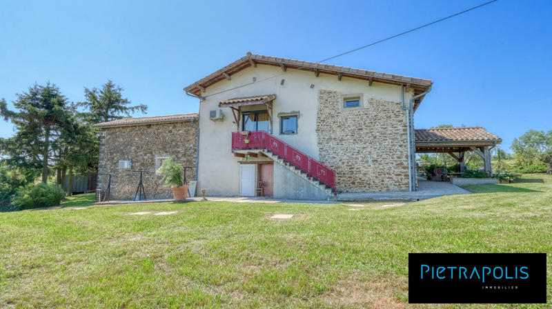 Maison ancienne - 332 m² - 9 pièces