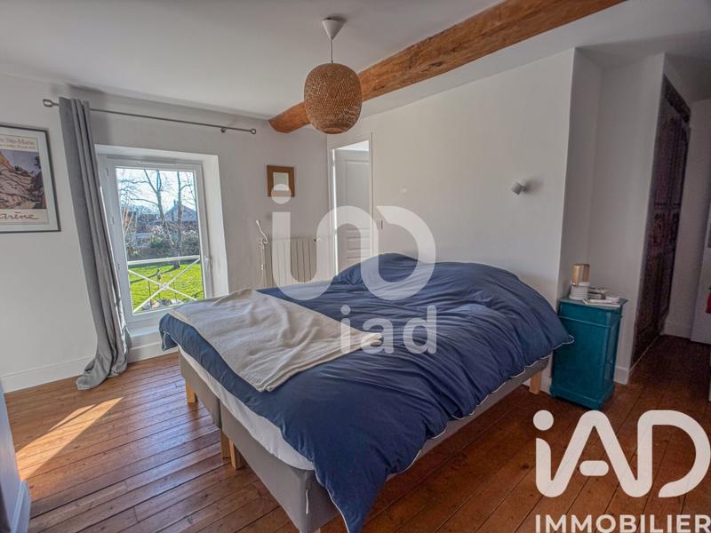 Maison - 250 m² - 9 pièces