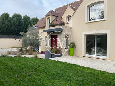 Maison - 182 m² - 6 pièces