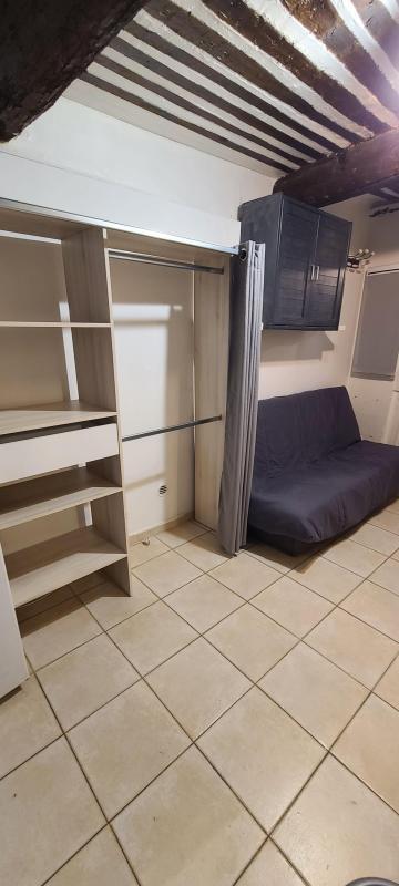 Studio - 15 m² - 1 pièce