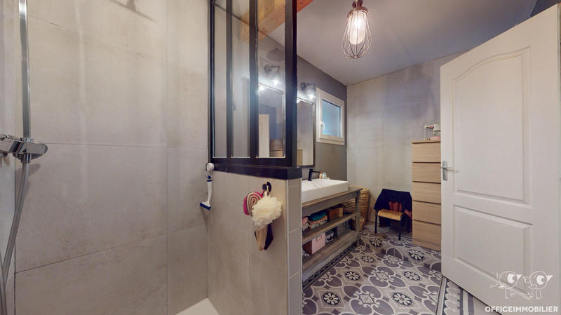 Maison - 135 m² - 6 pièces