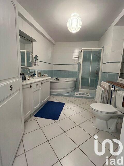 Maison - 480 m² - 16 pièces