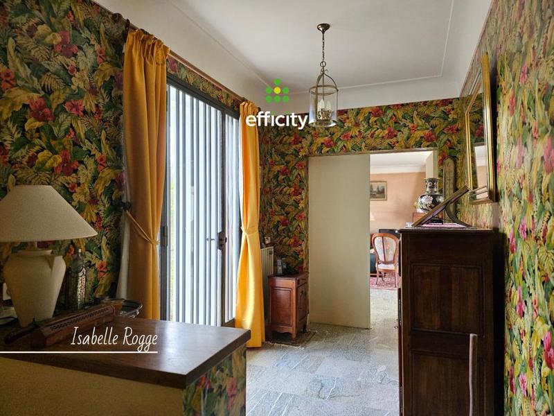 Maison - 161 m² - 6 pièces