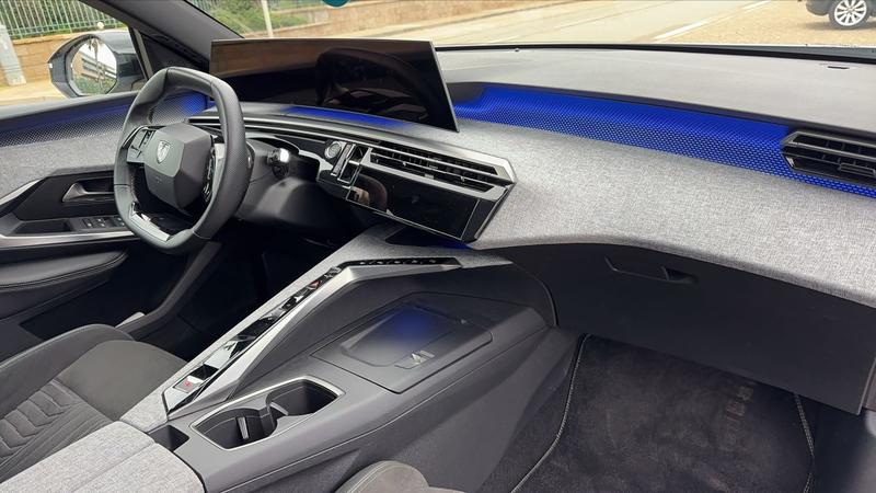 Peugeot 3008 III 1.2 Hybrid 136 e-Dsc6 Gt