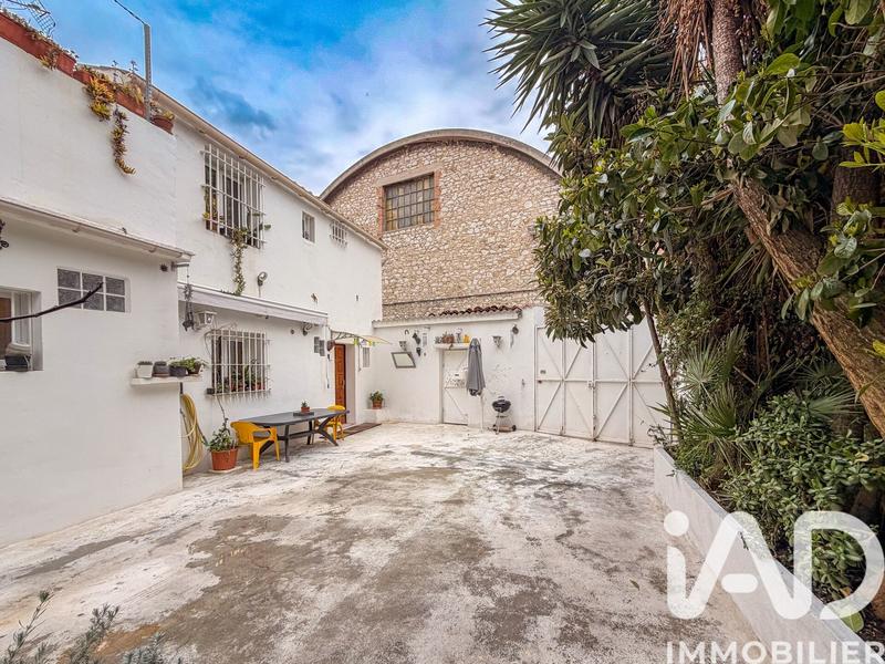 Maison - 127 m² - 5 pièces