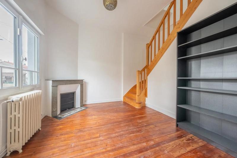 Maison - 160 m² - 8 pièces