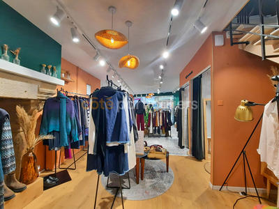 Fonds de commerce - 97 m²