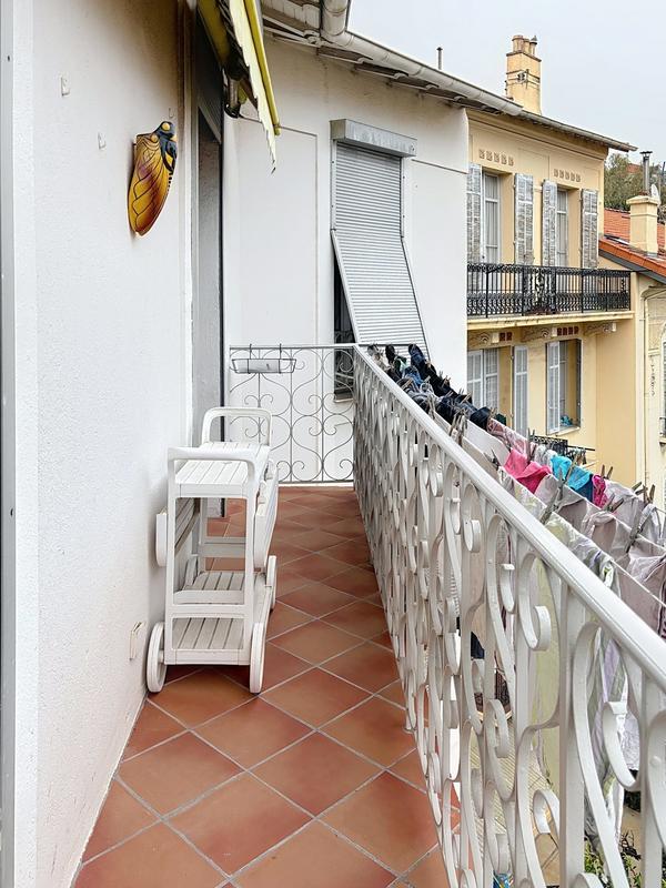 Appartement - 96 m² - 3 pièces