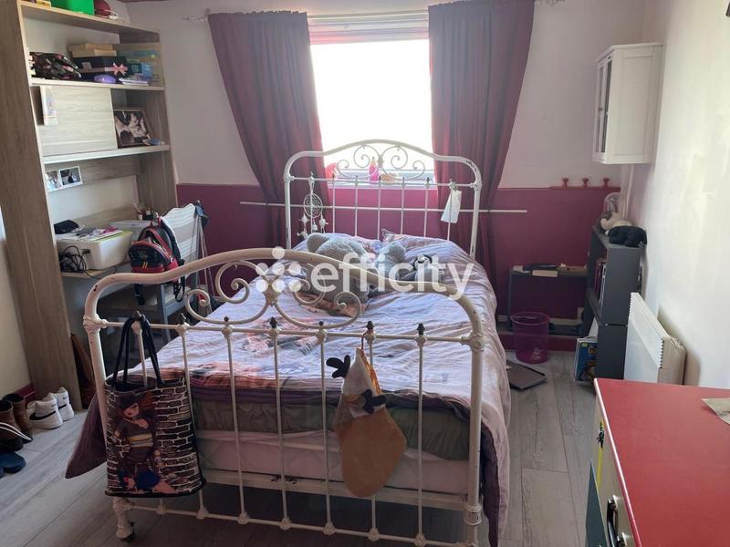 Immeuble - 130 m² - 7 pièces