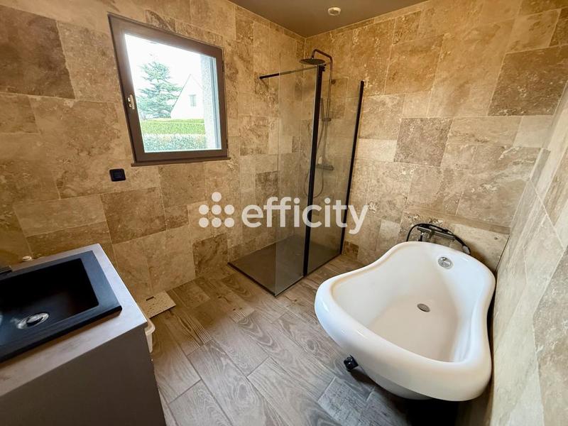 Pavillon - 131 m² - 5 pièces