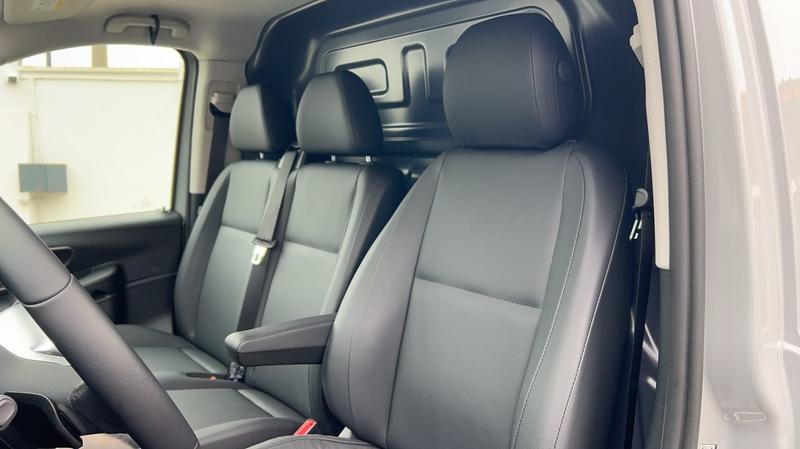 Mercedes Vito Vu 114 CDi 136 Fourgon Long Pro - Automatique