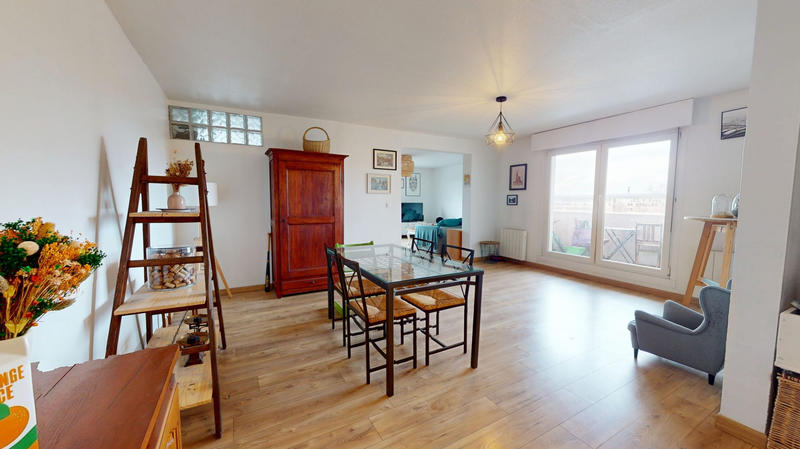 Appartement - 98 m² - 3 pièces