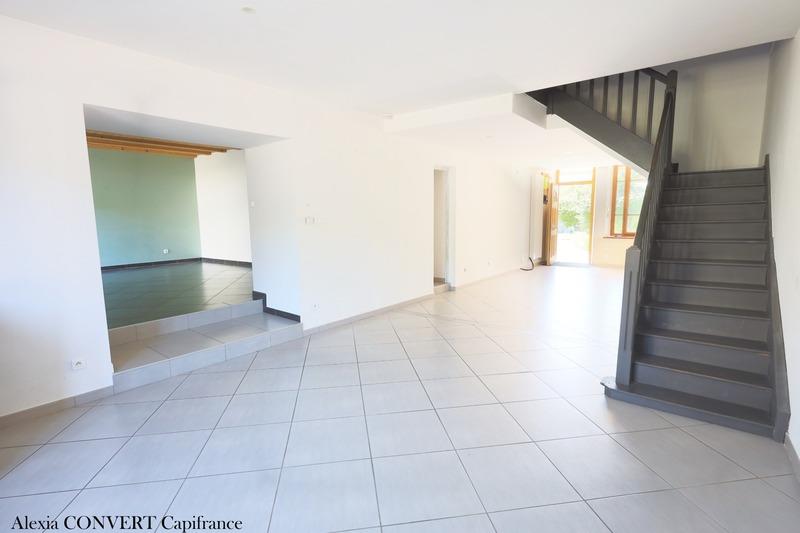 Maison de village - 211 m² - 8 pièces