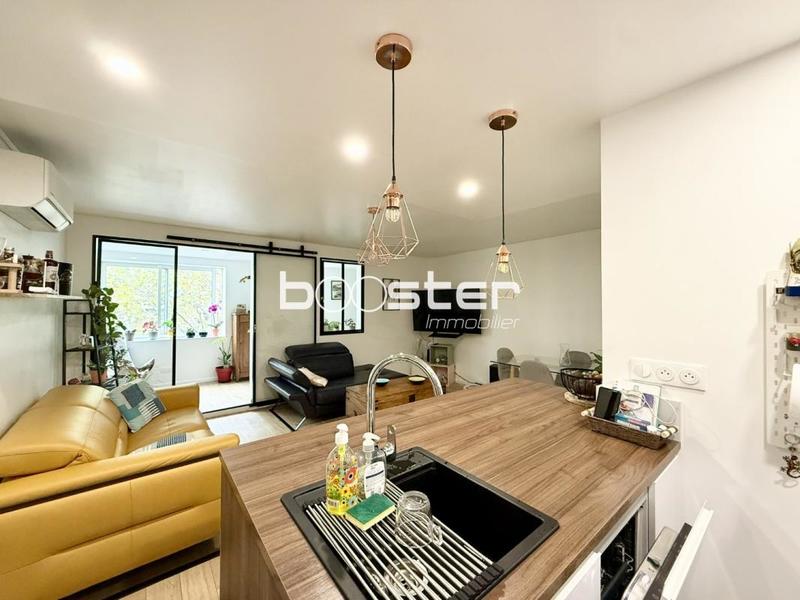 Appartement ancien - 63 m² - 3 pièces