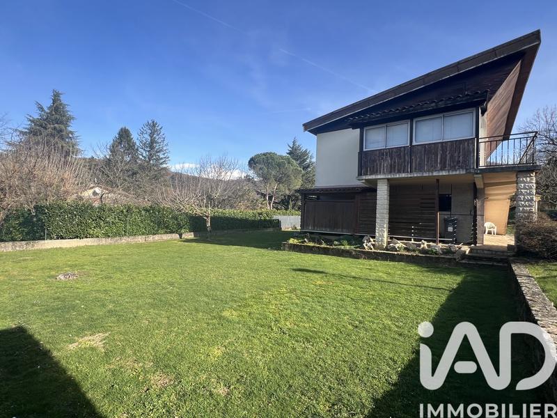 Maison - 87 m² - 5 pièces