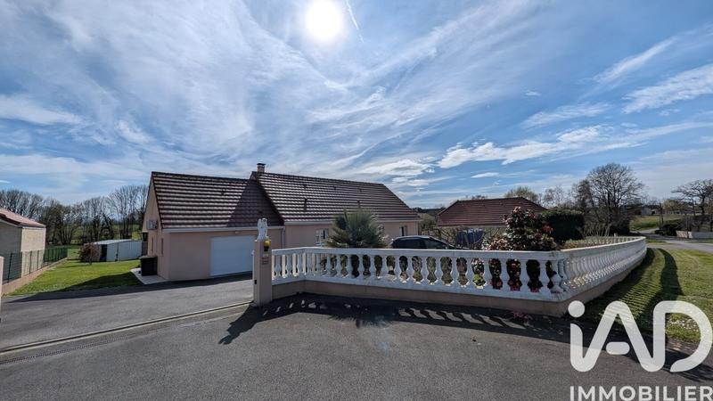 Maison - 88 m² - 4 pièces