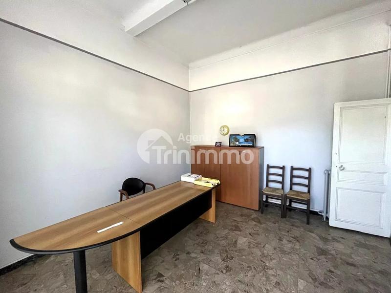 Appartement - 102 m² - 5 pièces