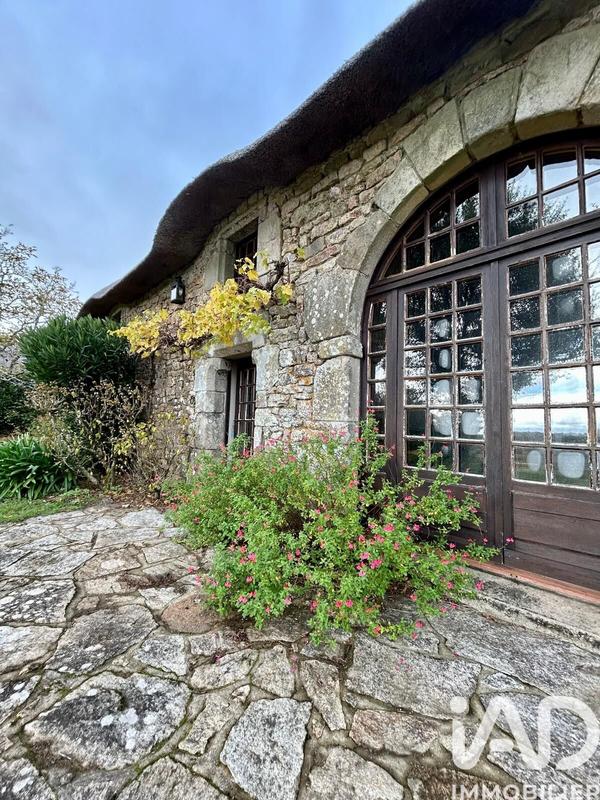 Maison - 141 m² - 7 pièces