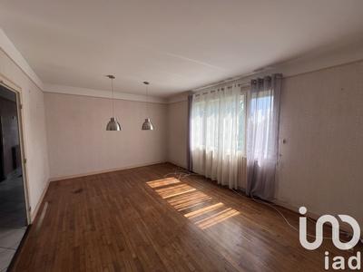 Maison - 96 m² - 5 pièces