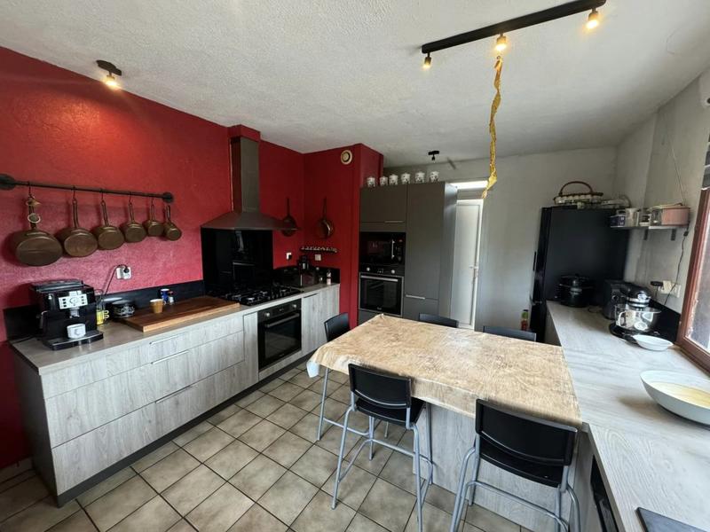 Maison - 130 m² - 5 pièces