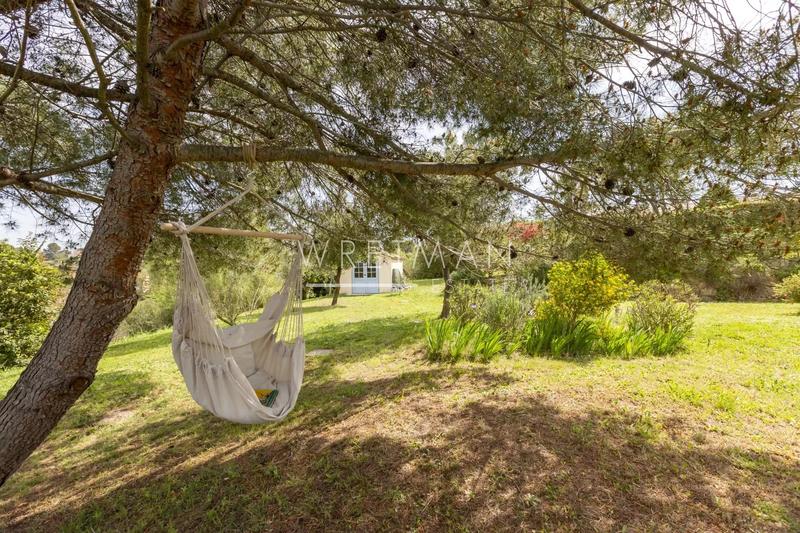 Maison - 218 m² - 9 pièces