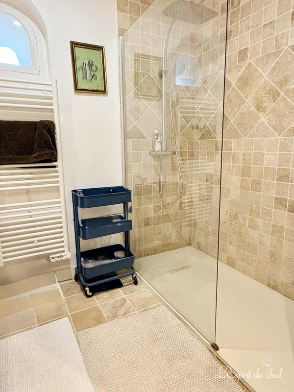 Maison - 210 m² - 8 pièces