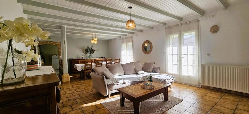 Maison - 140 m² - 4 pièces