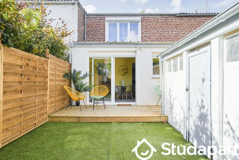 Chambre - 10 m² - 1 pièce