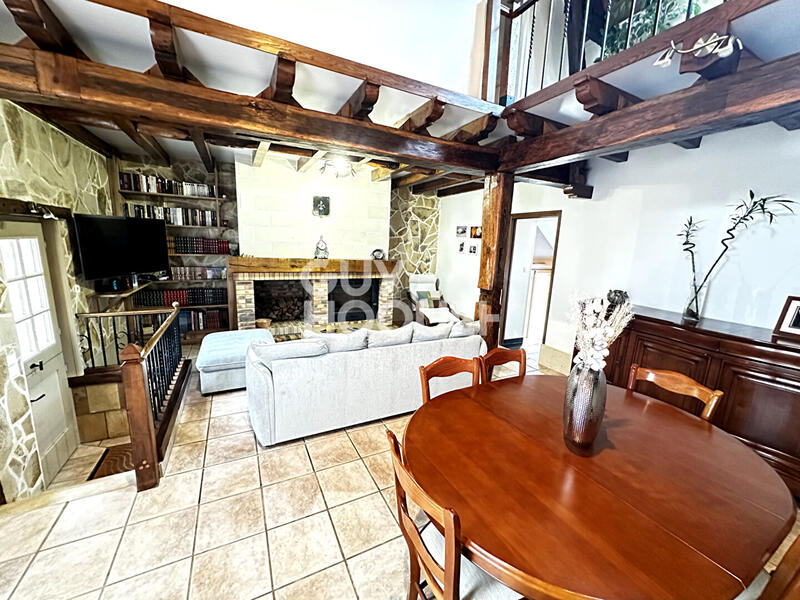 Maison - 120 m² - 7 pièces