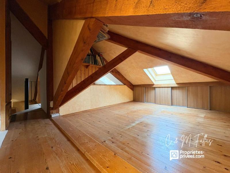 Appartement - 74 m² - 2 pièces