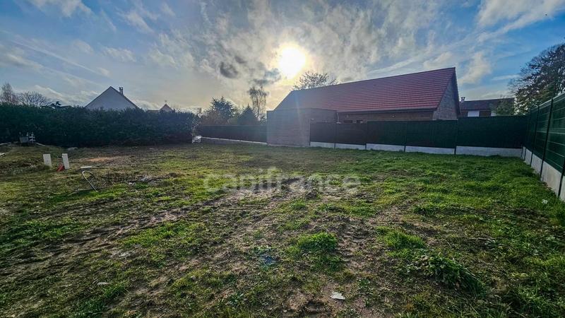 Terrain constructible - 588 m²