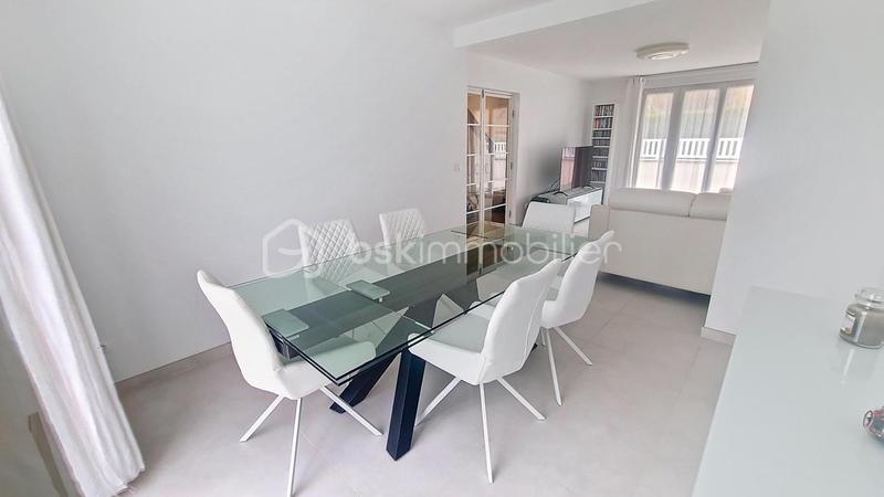 Maison - 130 m² - 7 pièces