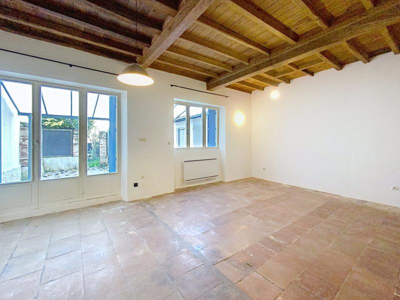 Maison ancienne - 195 m² - 7 pièces