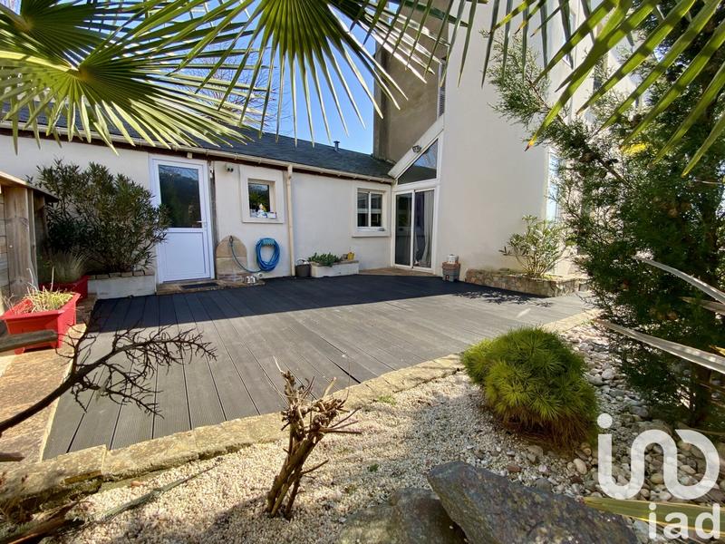 Maison - 184 m² - 9 pièces