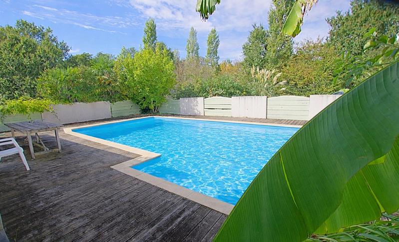 Maison traditionnelle - 165 m² - 6 pièces