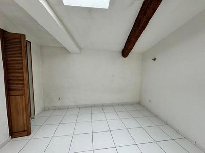 Maison - 165 m² - 2 pièces