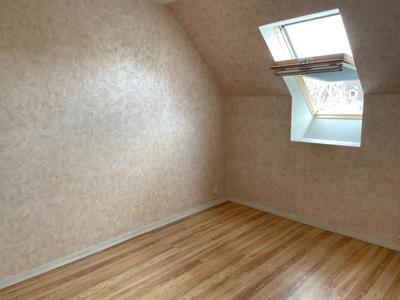 Pavillon - 90 m² - 5 pièces