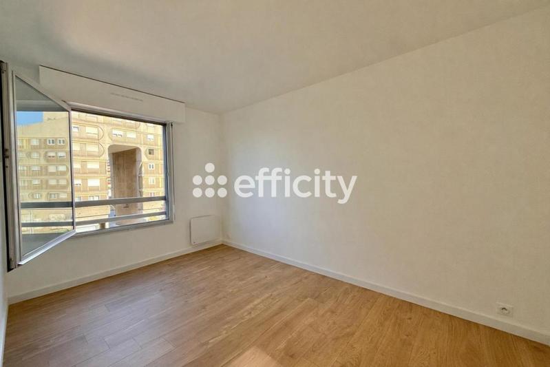 Appartement - 92 m² - 4 pièces