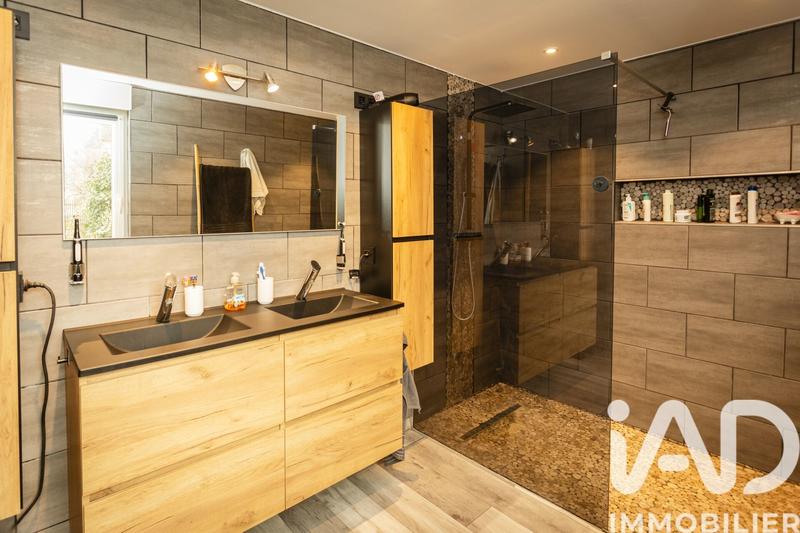 Maison de village - 159 m² - 5 pièces