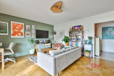 Appartement - 93 m² - 4 pièces