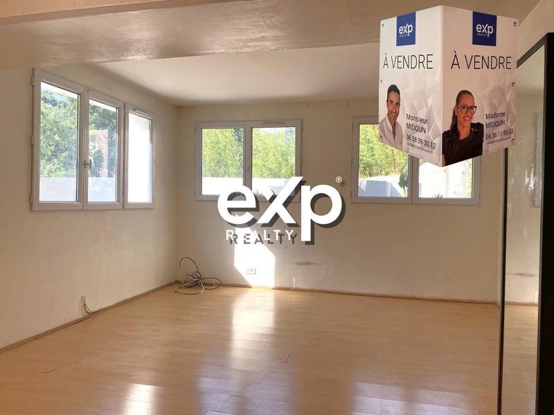 Maison - 93 m² - 4 pièces