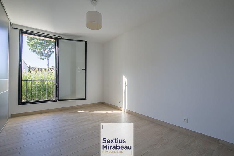 Demeure - 175 m² - 6 pièces