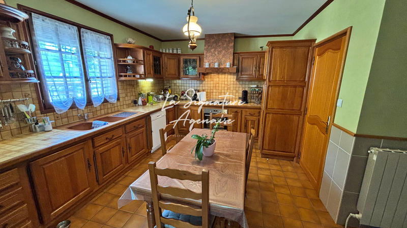 Maison - 140 m² - 5 pièces