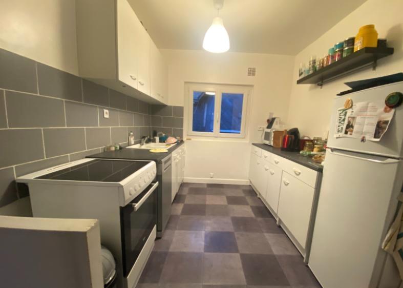 Appartement - 80 m² - 3 pièces