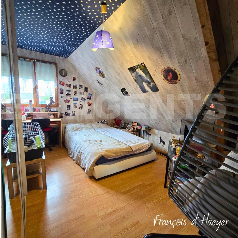 Maison traditionnelle - 133 m² - 7 pièces