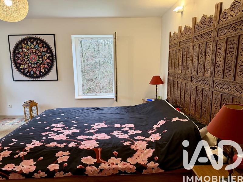 Maison - 137 m² - 5 pièces