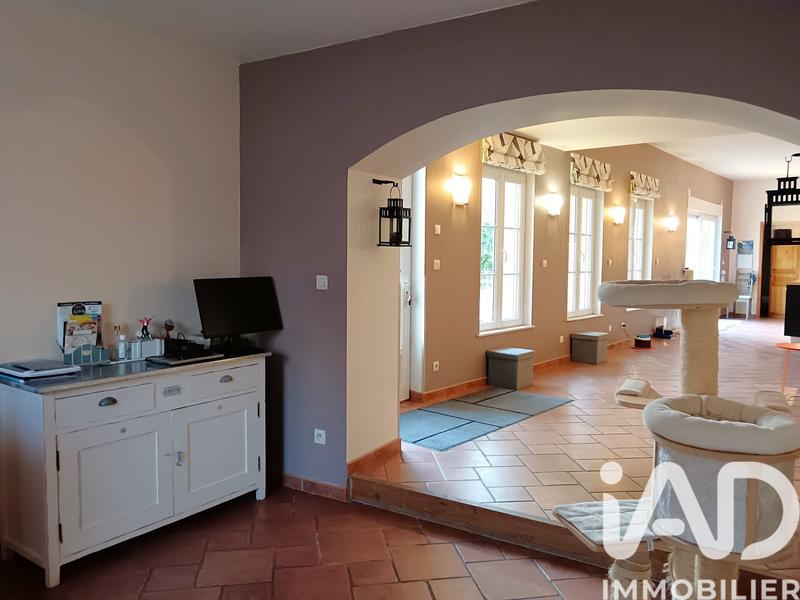 Maison - 198 m² - 6 pièces