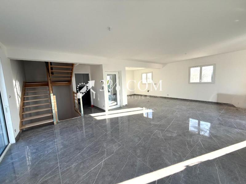 Villa - 170 m² - 5 pièces