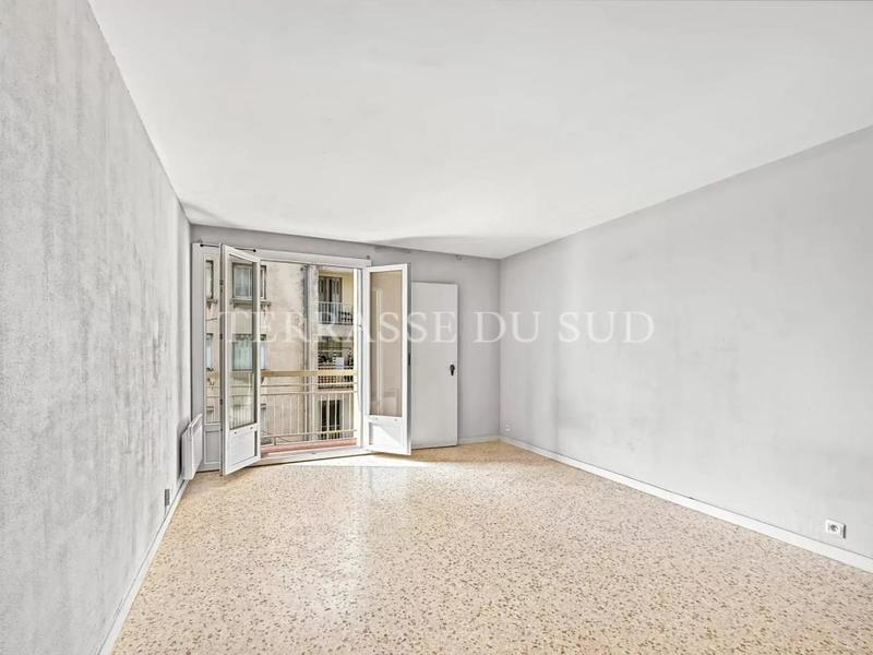 Studio - 26 m² - 1 pièce