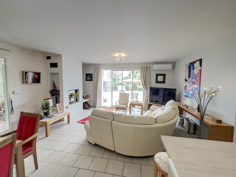 Villa - 144 m² - 6 pièces